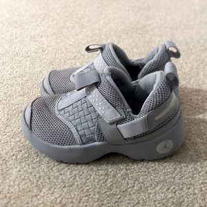 Jordan boys slip on sneakers